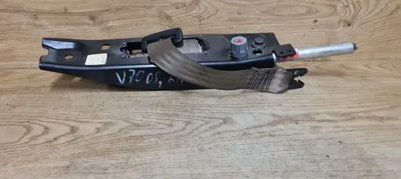 Volvo V70 Front seatbelt