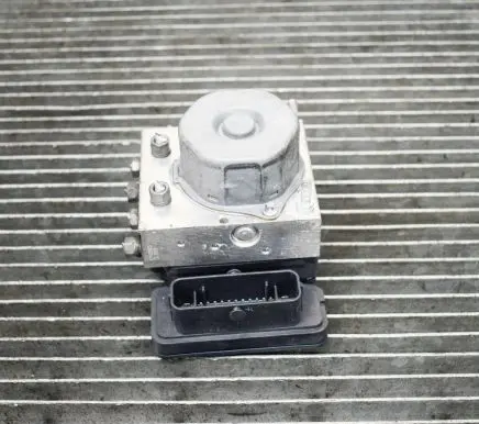 Dacia Sandero ABS Pump