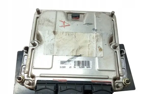 Peugeot 406 Engine control unit/module 0281010627