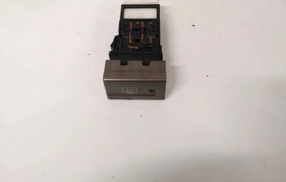 Nissan X-Trail T30 Windscreen/window heater switch niles06016