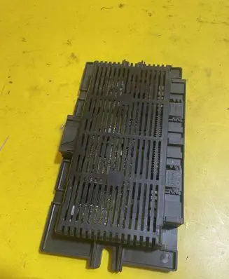 BMW 7 E65 E66 Light module LCM 6977723 61356977723 6977731