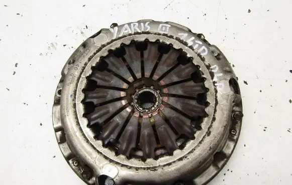 Toyota Yaris Clutch set kit 104806