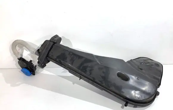 BMW X4 G02 Windshield washer fluid reservoir/tank 7431497