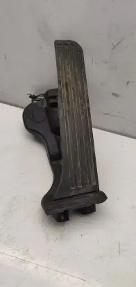 Volkswagen PASSAT B6 Accelerator throttle pedal 1K1723503L 6PV00860001