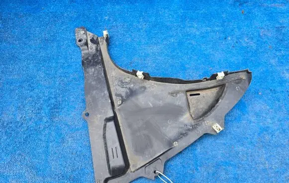 BMW X1 U11 Front wheel arch liner splash guards 9625959