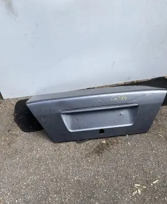 Mercedes-Benz C W202 Tailgate/trunk/boot lid G584
