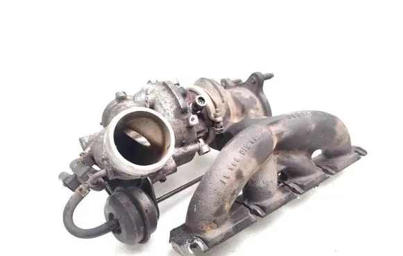 Audi A5 8T 8F Turbo 06H145702L