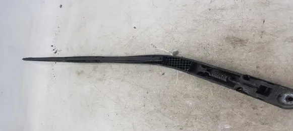 Nissan X-Trail T30 Rear wiper blade arm NOCODE