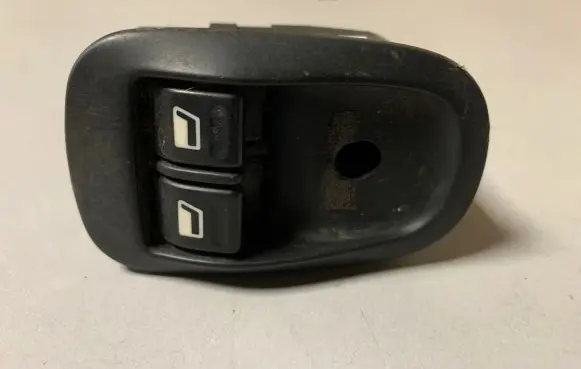 Peugeot 206 Electric window control switch