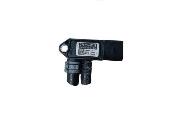 Volkswagen Jetta VI Exhaust gas pressure sensor 076906051B