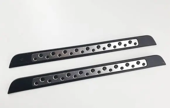 Toyota GT 86 Foot area side trim 