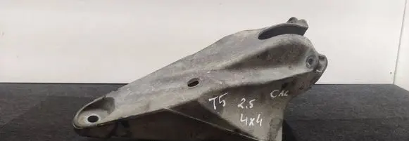 Volkswagen Transporter - Caravelle T5 Engine mounting bracket 7H0199370