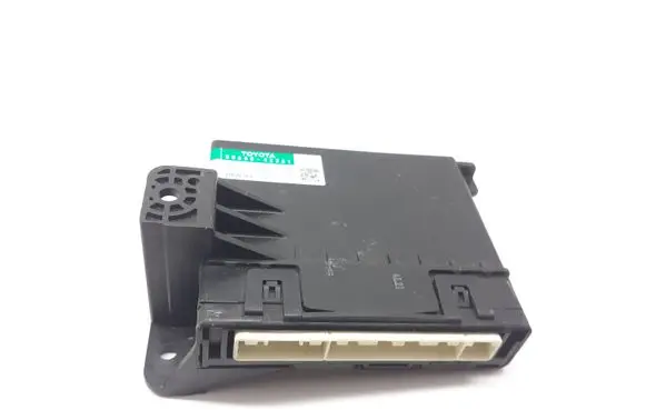 Toyota RAV 4 (XA30) Other control units/modules 8865052361 1777002420