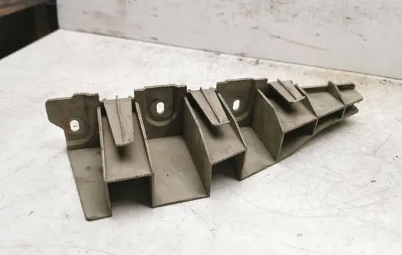 Land Rover Freelander Headlight/headlamp mounting bracket DPN100210 254MFPP