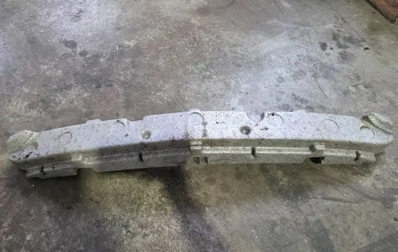Front bumper foam support bar