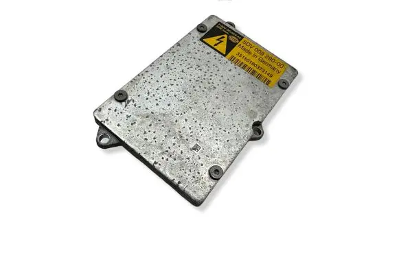 BMW Z4 E85 E86 Headlight ballast module Xenon 5DV00829000