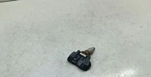 BMW 3 F30 F35 F31 Tire pressure sensor 70735510
