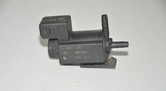 BMW 5 E39 Turbo solenoid valve 1742712