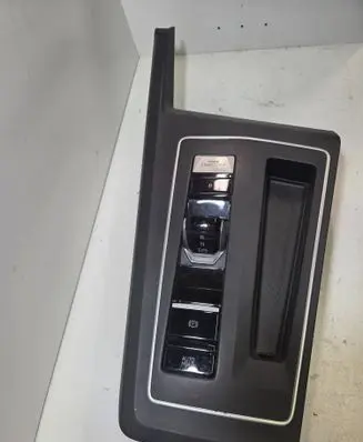 Volkswagen Golf VIII Gear shifter/selector 5H1864263A