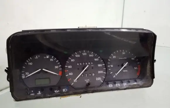Volkswagen PASSAT B4 Speedometer (instrument cluster) 3A0919033C