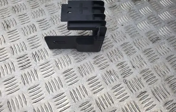 Audi A5 Battery box tray cover/lid 8W7915429