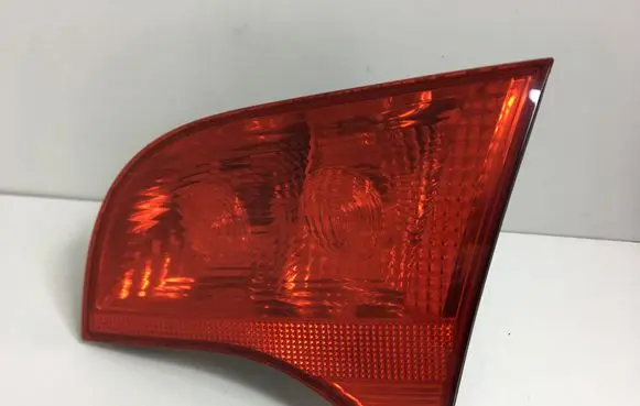 Audi A4 S4 B7 8E 8H Tailgate rear/tail lights 8E9945094