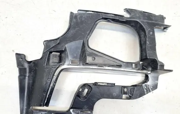 Audi A3 S3 8V Front bumper mounting bracket 8V4807320