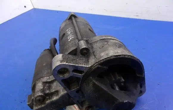 Mazda 323 F Starter motor M2T92071