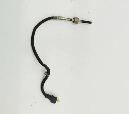 Mercedes-Benz C W205 Exhaust gas temperature sensor A0009058904