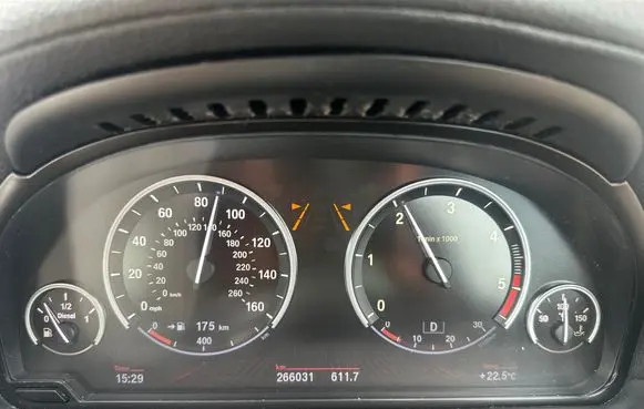 BMW 7 F01 F02 F03 F04 Speedometer (instrument cluster) 9214733 17388410 0263651307