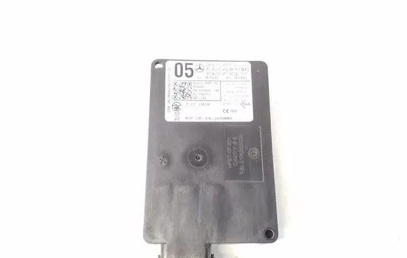 Mercedes-Benz CLA C117 X117 W117 Distronic sensor radar A0009055103