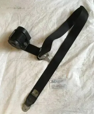 Mercedes-Benz 280 450 W116 Front seatbelt 1168601085