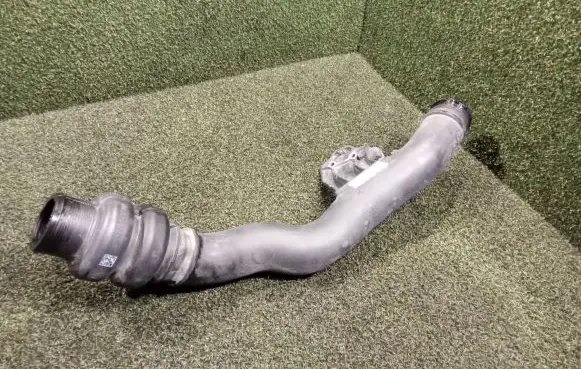 Ford Transit Intercooler hose/pipe GK216C646A GK216C646AC 05128928