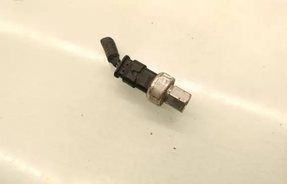 Dodge Grand Caravan Air conditioning (A/C) pressure sensor 