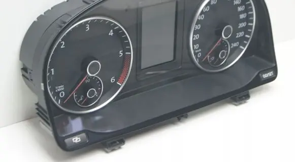 Volkswagen Caddy Speedometer (instrument cluster) 2K0920875A