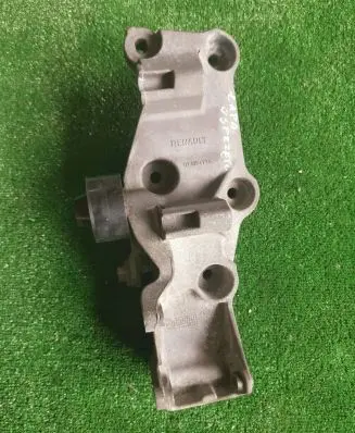 Renault Master III Generator/alternator bracket 117109477R