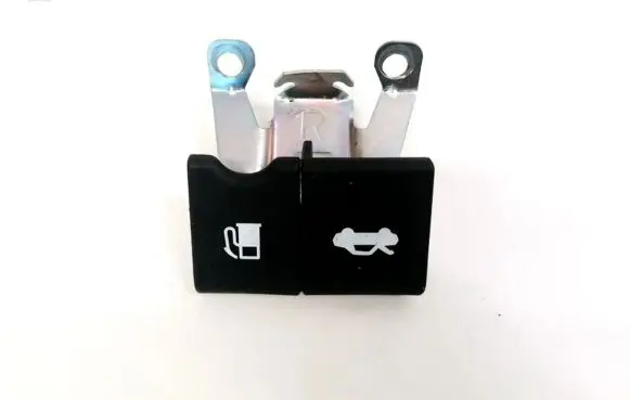 Nissan Qashqai+2 Engine bonnet (hood) release handle