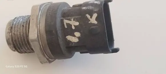 KIA Sportage Fuel pressure regulator 0281002863