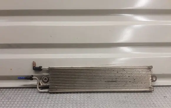 Volkswagen PASSAT B6 Fuel cooler (radiator) 