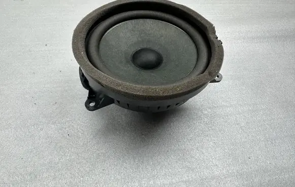 Volvo XC90 Front door speaker 31456822