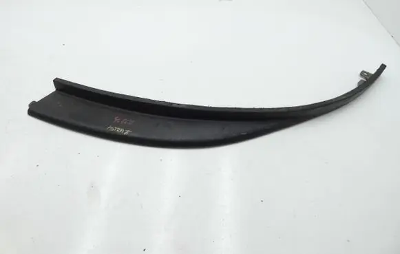 Opel Astra J Front bumper lip 13368684