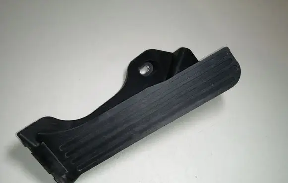 Volkswagen Golf VI Accelerator throttle pedal 1K1721503S