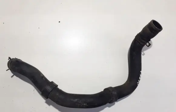 Volkswagen Fox Engine coolant pipe/hose 6y0121686f