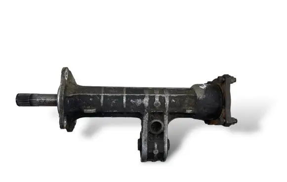 Suzuki Grand Vitara II Rear differential/diff mount bracket 