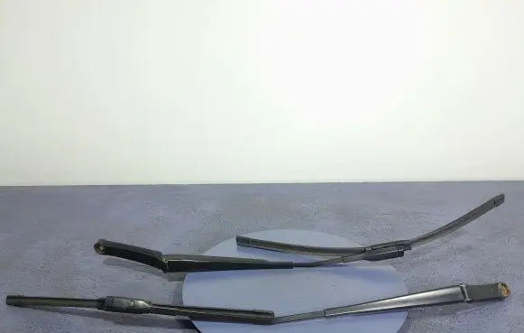 Skoda Octavia Mk3 (5E) Front wiper blade arm 5E1955409
