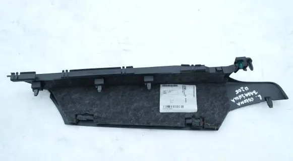 Mercedes-Benz C W205 Other trunk/boot trim element A2056900344 11812484J