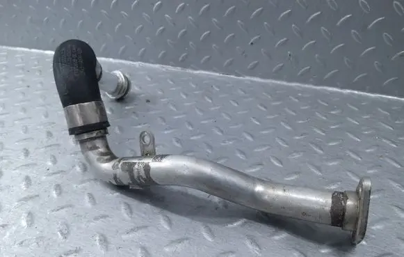 Mercedes-Benz C AMG W205 Turbo turbocharger oiling pipe/hose A1771800826 1771800826