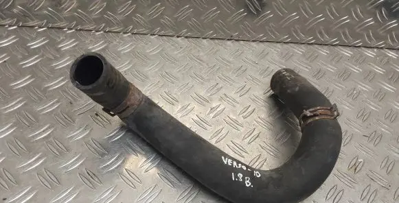 Toyota Verso Engine coolant pipe/hose