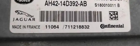 Jaguar XJ X351 Air suspension control unit module (rear) AH4214D392AB LR014323 11064