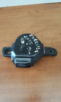 Subaru Forester SH Engine mount bracket